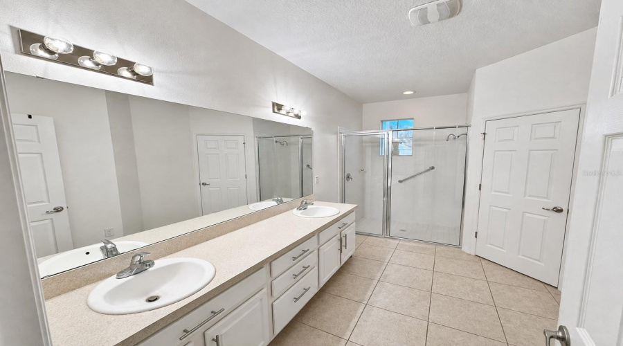 Kissimmee, Florida 34744, 4 Bedroom Bedrooms, ,2 Bathroombathrooms,Residential,For Sale,Star Magnolia,0,Mfrs5156316