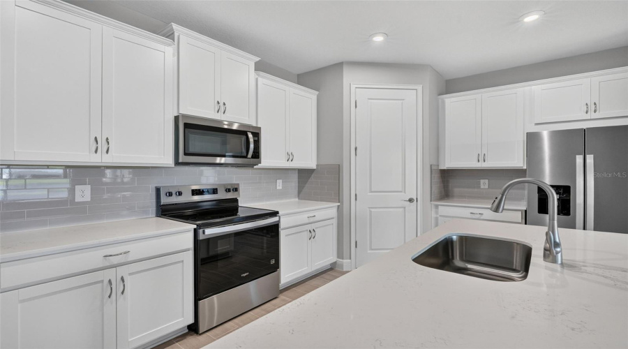 Parrish, Florida 34219, 4 Bedroom Bedrooms, ,3 Bathroombathrooms,Residential,For Sale,49Th,0,Mfrtb8537790