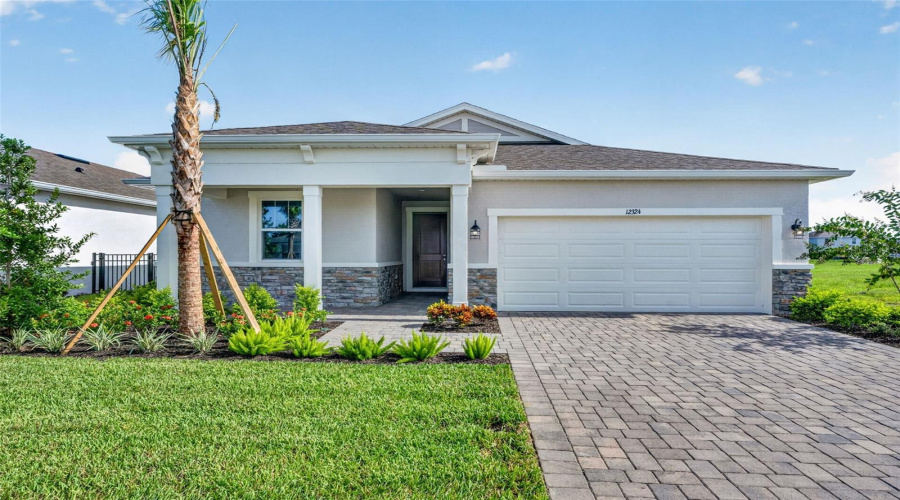 Parrish, Florida 34219, 4 Bedroom Bedrooms, ,3 Bathroombathrooms,Residential,For Sale,49Th,0,Mfrtb8537790