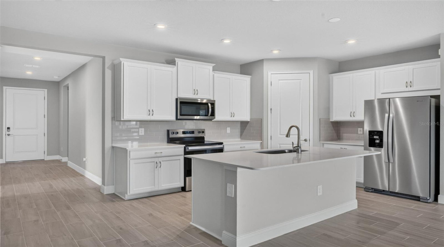 Parrish, Florida 34219, 4 Bedroom Bedrooms, ,3 Bathroombathrooms,Residential,For Sale,49Th,0,Mfrtb8537790