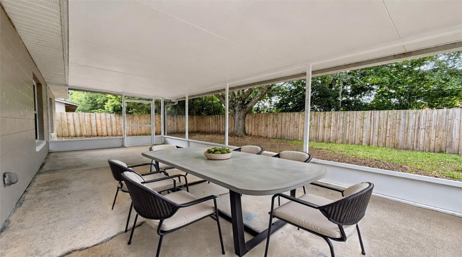 Screened Lanai