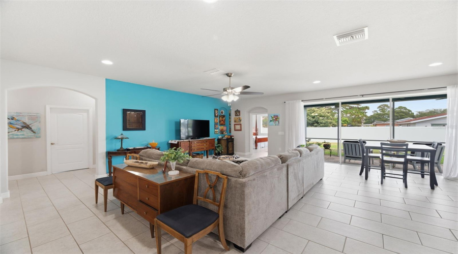 Tarpon Springs, Florida 34689, 3 Bedroom Bedrooms, ,2 Bathroombathrooms,Residential,For Sale,Florida,0,Mfrw7887067