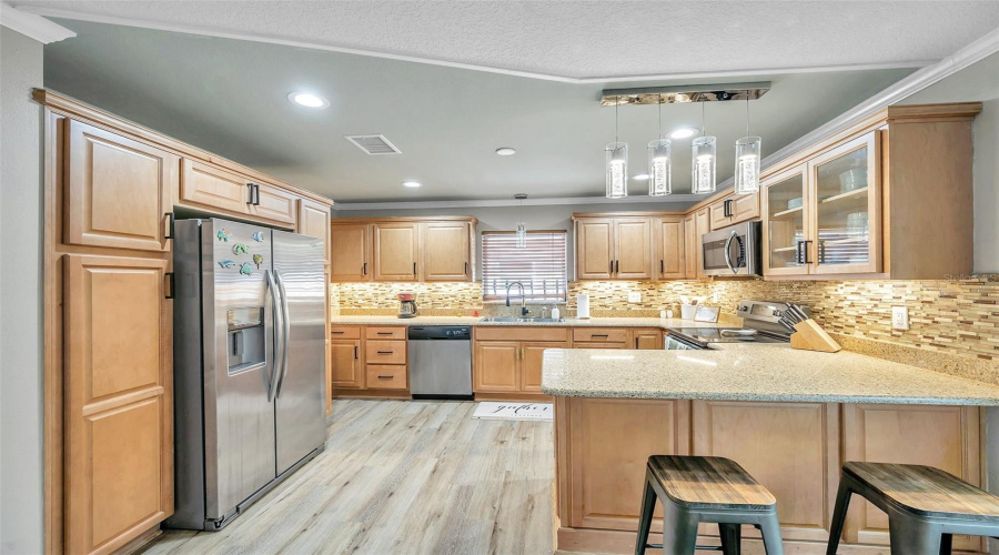 Tarpon Springs, Florida 34689, 3 Bedroom Bedrooms, ,2 Bathroombathrooms,Residential,For Sale,Carolina,0,Mfrtb8503708
