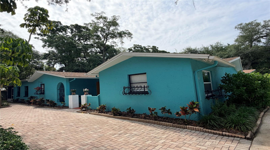 Tarpon Springs, Florida 34689, 3 Bedroom Bedrooms, ,2 Bathroombathrooms,Residential,For Sale,Carolina,0,Mfrtb8503708