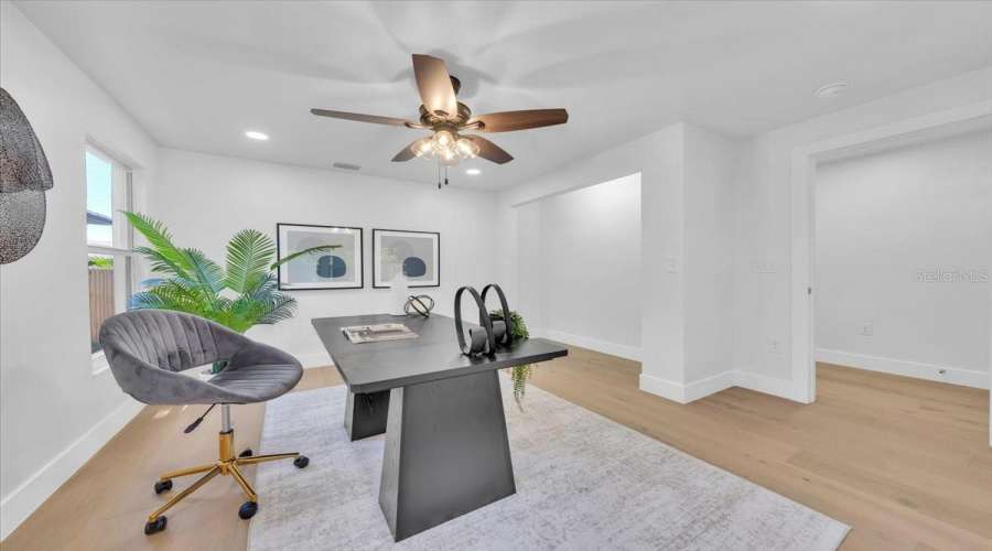 St Petersburg, Florida 33705, 4 Bedroom Bedrooms, ,3 Bathroombathrooms,Residential,For Sale,12Th,0,Mfrtb8503943