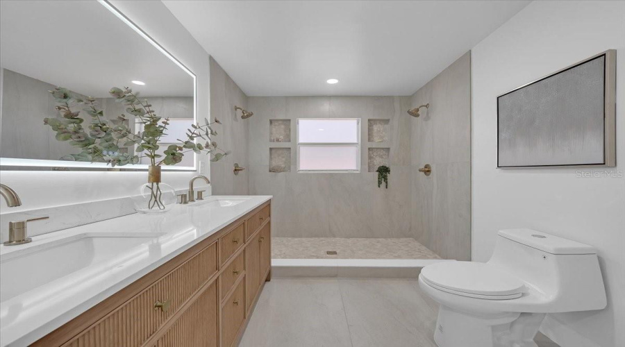 St Petersburg, Florida 33705, 4 Bedroom Bedrooms, ,3 Bathroombathrooms,Residential,For Sale,12Th,0,Mfrtb8503943