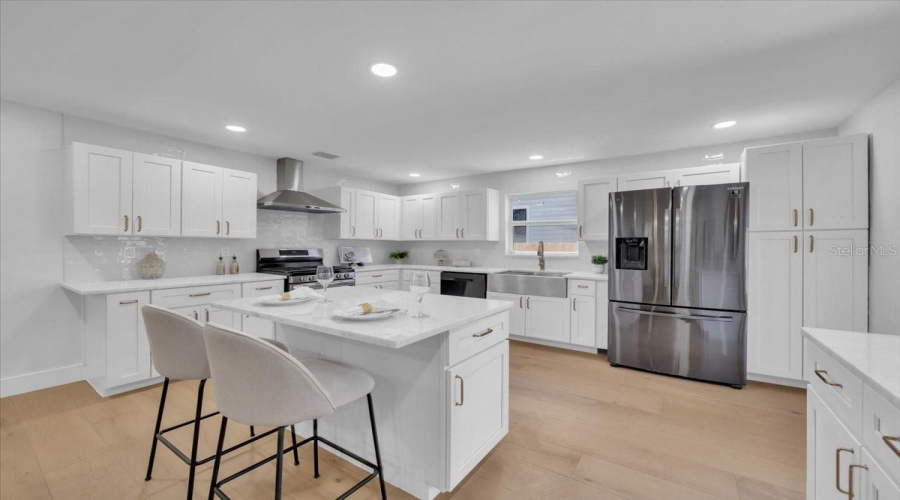 St Petersburg, Florida 33705, 4 Bedroom Bedrooms, ,3 Bathroombathrooms,Residential,For Sale,12Th,0,Mfrtb8503943