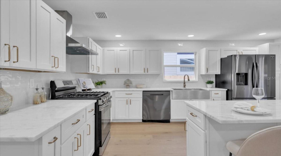 St Petersburg, Florida 33705, 4 Bedroom Bedrooms, ,3 Bathroombathrooms,Residential,For Sale,12Th,0,Mfrtb8503943