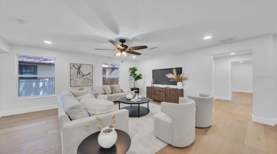 St Petersburg, Florida 33705, 4 Bedroom Bedrooms, ,3 Bathroombathrooms,Residential,For Sale,12Th,0,Mfrtb8503943