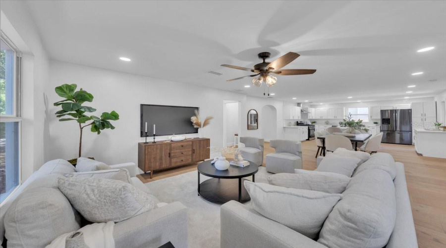 St Petersburg, Florida 33705, 4 Bedroom Bedrooms, ,3 Bathroombathrooms,Residential,For Sale,12Th,0,Mfrtb8503943