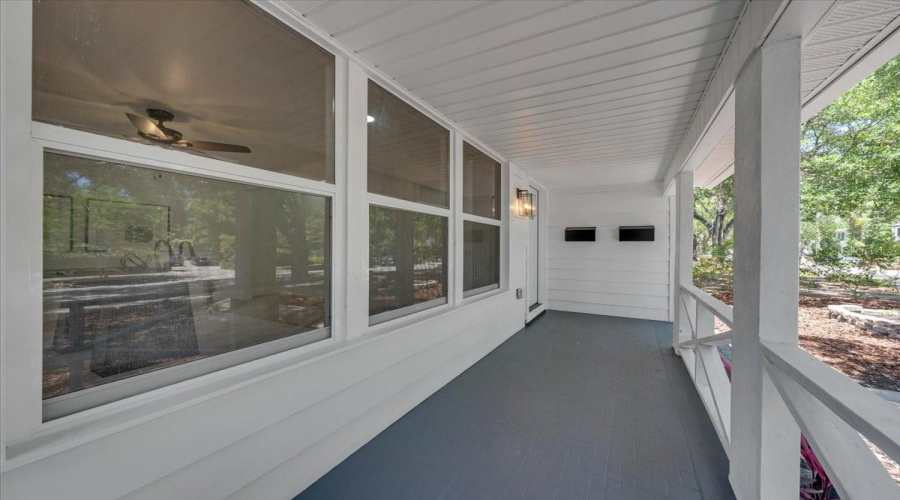 St Petersburg, Florida 33705, 4 Bedroom Bedrooms, ,3 Bathroombathrooms,Residential,For Sale,12Th,0,Mfrtb8503943