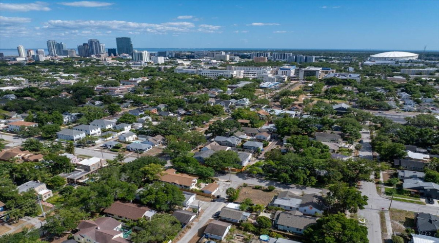 St Petersburg, Florida 33705, 4 Bedroom Bedrooms, ,3 Bathroombathrooms,Residential,For Sale,12Th,0,Mfrtb8503943