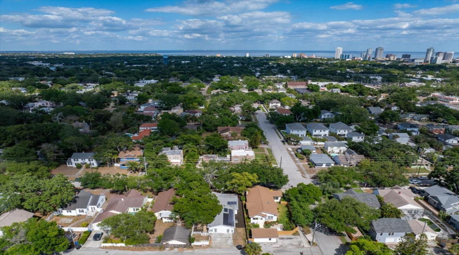 St Petersburg, Florida 33705, 4 Bedroom Bedrooms, ,3 Bathroombathrooms,Residential,For Sale,12Th,0,Mfrtb8503943