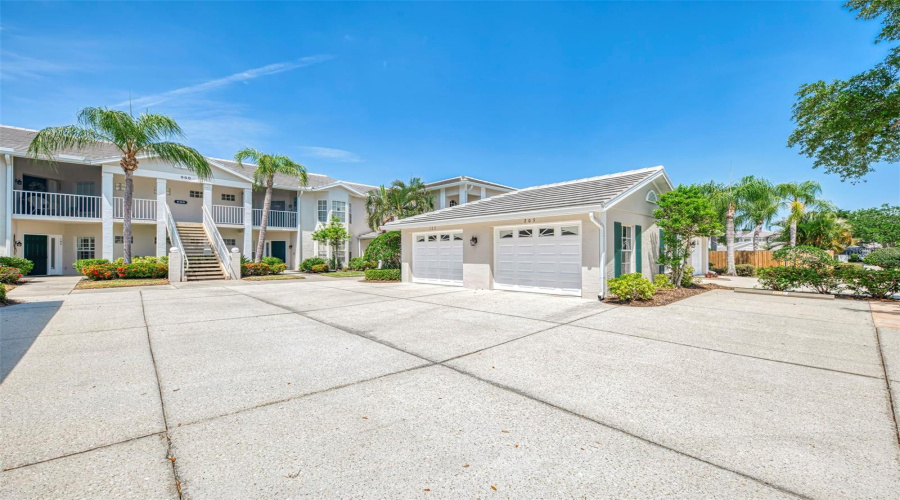 Venice, Florida 34293, 2 Bedroom Bedrooms, ,2 Bathroombathrooms,Residential,For Sale,Addington,0,Mfrn6144202
