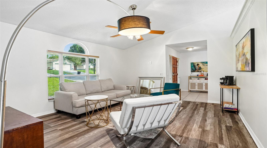 Altamonte Springs, Florida 32714, 4 Bedroom Bedrooms, ,3 Bathroombathrooms,Residential,For Sale,Woodland Terrace,0,Mfro6418362