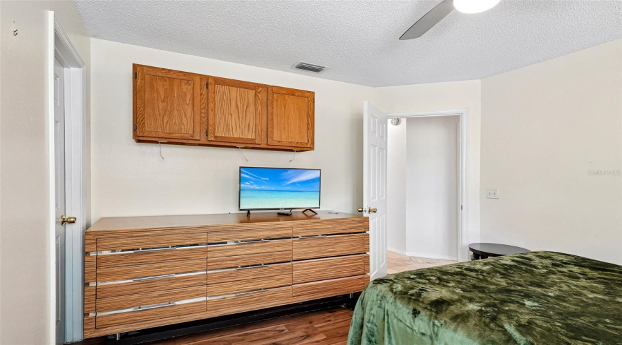 Altamonte Springs, Florida 32714, 4 Bedroom Bedrooms, ,3 Bathroombathrooms,Residential,For Sale,Woodland Terrace,0,Mfro6418362