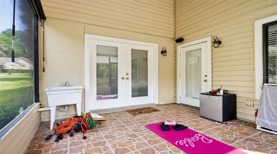 Altamonte Springs, Florida 32714, 4 Bedroom Bedrooms, ,3 Bathroombathrooms,Residential,For Sale,Woodland Terrace,0,Mfro6418362
