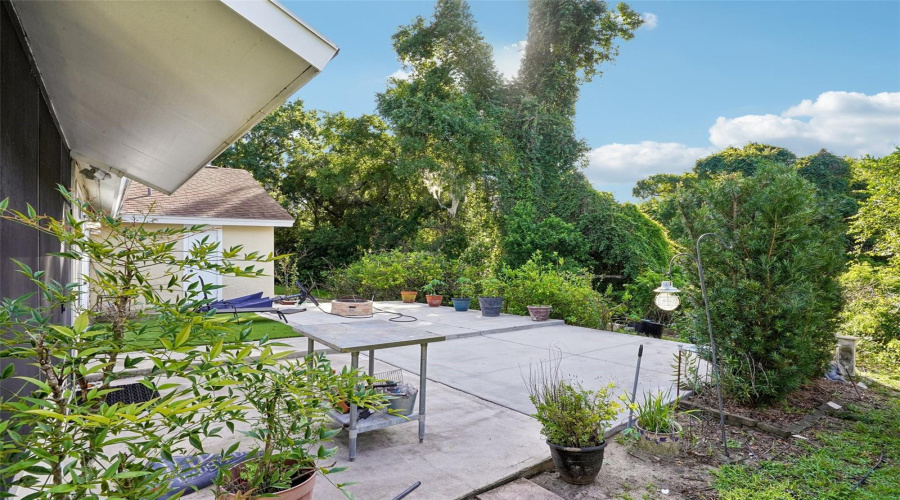 Altamonte Springs, Florida 32714, 4 Bedroom Bedrooms, ,3 Bathroombathrooms,Residential,For Sale,Woodland Terrace,0,Mfro6418362