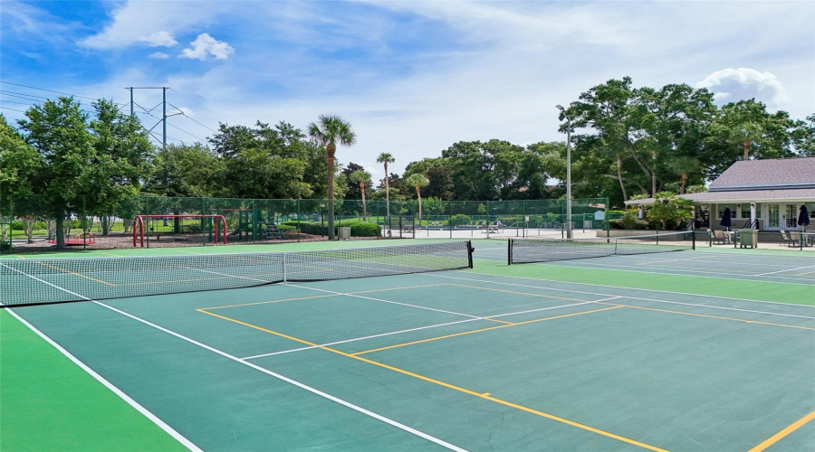Altamonte Springs, Florida 32714, 4 Bedroom Bedrooms, ,3 Bathroombathrooms,Residential,For Sale,Woodland Terrace,0,Mfro6418362