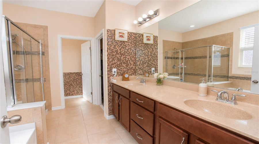 Orlando, Florida 32832, 4 Bedroom Bedrooms, ,2 Bathroombathrooms,Residential,For Sale,Scagel,0,Mfro6412231