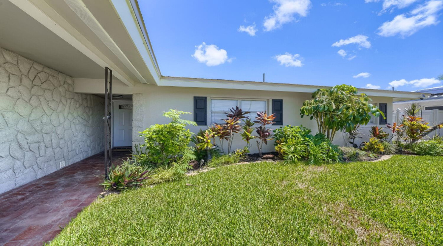 Seminole, Florida 33776, 3 Bedroom Bedrooms, ,2 Bathroombathrooms,Residential,For Sale,Dominica,0,Mfrtb8540117