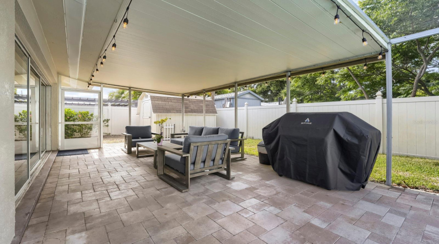 Seminole, Florida 33776, 3 Bedroom Bedrooms, ,2 Bathroombathrooms,Residential,For Sale,Dominica,0,Mfrtb8540117