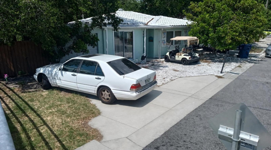 St Petersburg, Florida 33707, 4 Bedroom Bedrooms, ,2 Bathroombathrooms,Residential,For Sale,Rosati,0,Mfro6415845