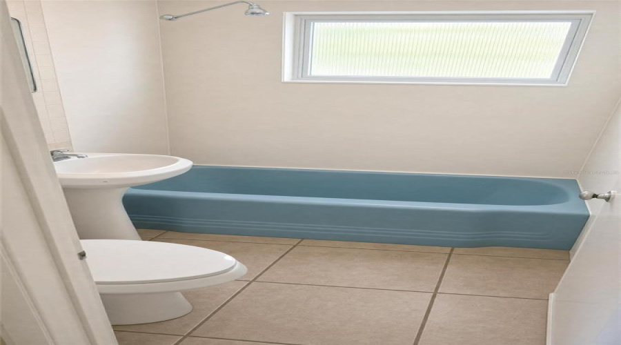 St Petersburg, Florida 33707, 4 Bedroom Bedrooms, ,2 Bathroombathrooms,Residential,For Sale,Rosati,0,Mfro6415845