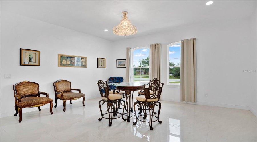 Orlando, Florida 32833, 4 Bedroom Bedrooms, ,3 Bathroombathrooms,Residential,For Sale,Dallas,0,Mfro6428249