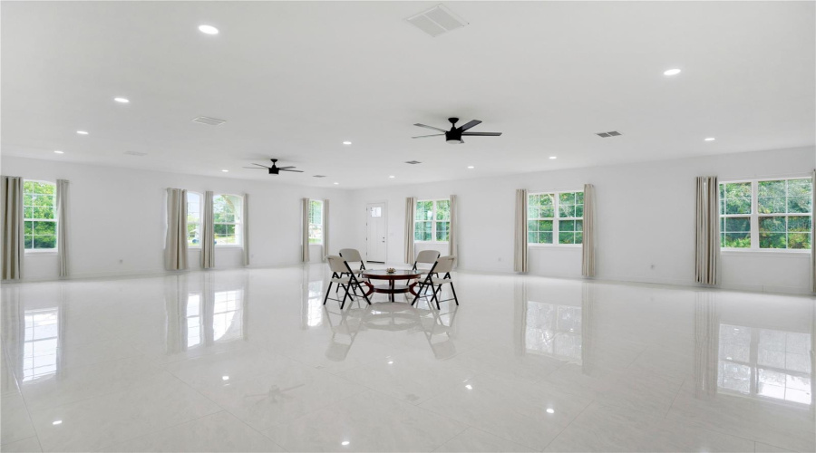 Orlando, Florida 32833, 4 Bedroom Bedrooms, ,3 Bathroombathrooms,Residential,For Sale,Dallas,0,Mfro6428249