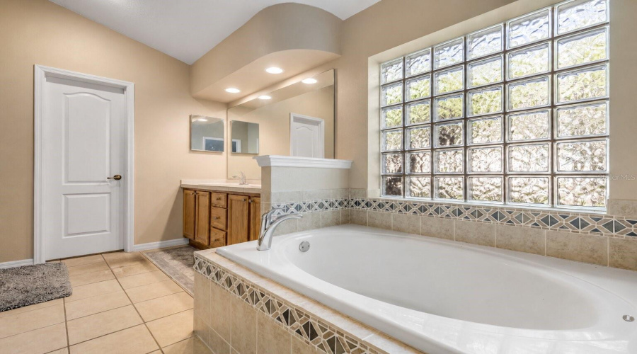 Debary, Florida 32713, 4 Bedroom Bedrooms, ,2 Bathroombathrooms,Residential,For Sale,Quail Lake,0,Mfrns1088530