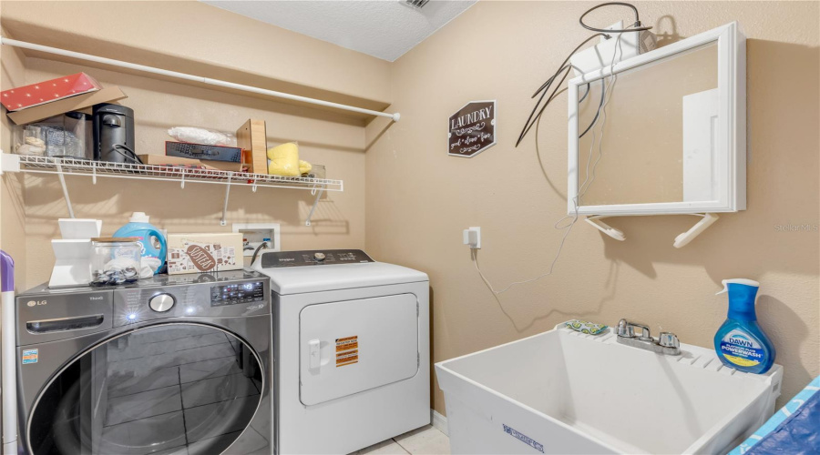 Debary, Florida 32713, 4 Bedroom Bedrooms, ,2 Bathroombathrooms,Residential,For Sale,Quail Lake,0,Mfrns1088530