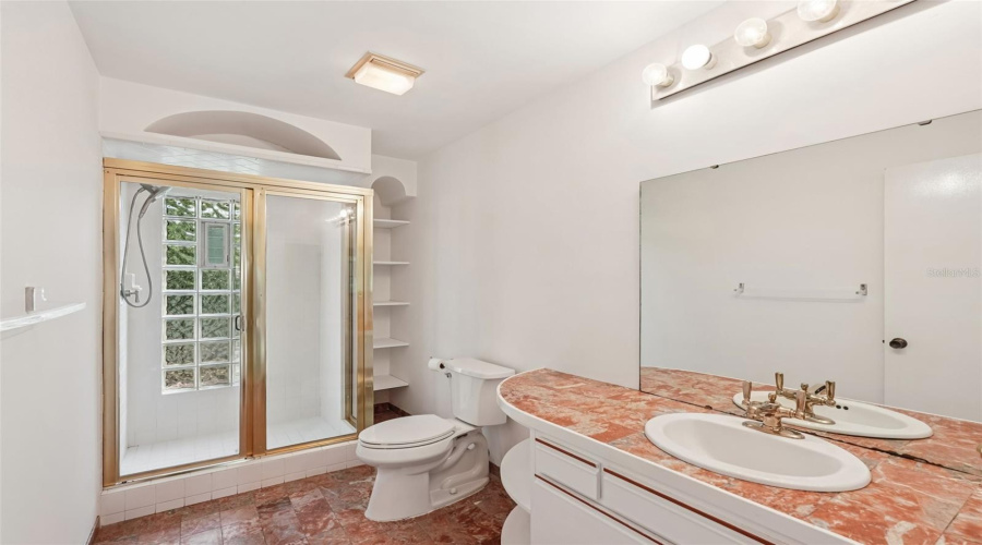 Bradenton, Florida 34209, 3 Bedroom Bedrooms, ,2 Bathroombathrooms,Residential,For Sale,89Th,0,Mfra4702020