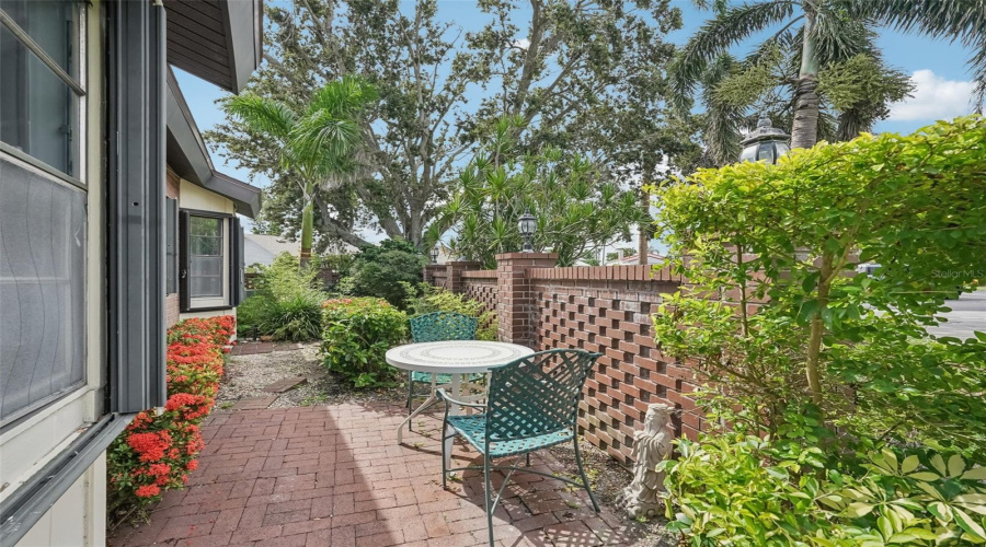 Bradenton, Florida 34209, 3 Bedroom Bedrooms, ,2 Bathroombathrooms,Residential,For Sale,89Th,0,Mfra4702020