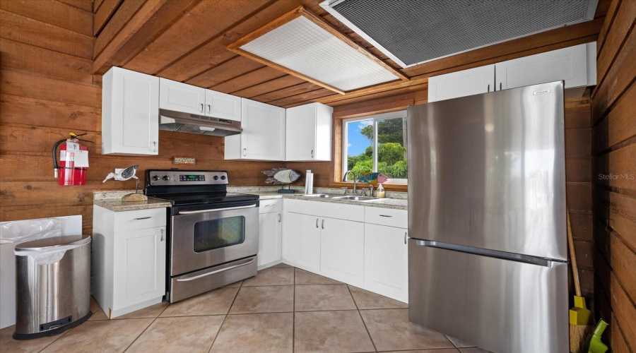 Bradenton, Florida 34209, 3 Bedroom Bedrooms, ,2 Bathroombathrooms,Residential,For Sale,89Th,0,Mfra4702020