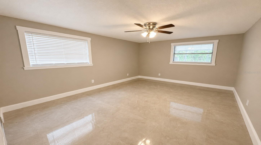 St Petersburg, Florida 33703, 3 Bedroom Bedrooms, ,2 Bathroombathrooms,Residential,For Sale,Denver,0,Mfrtb8534107