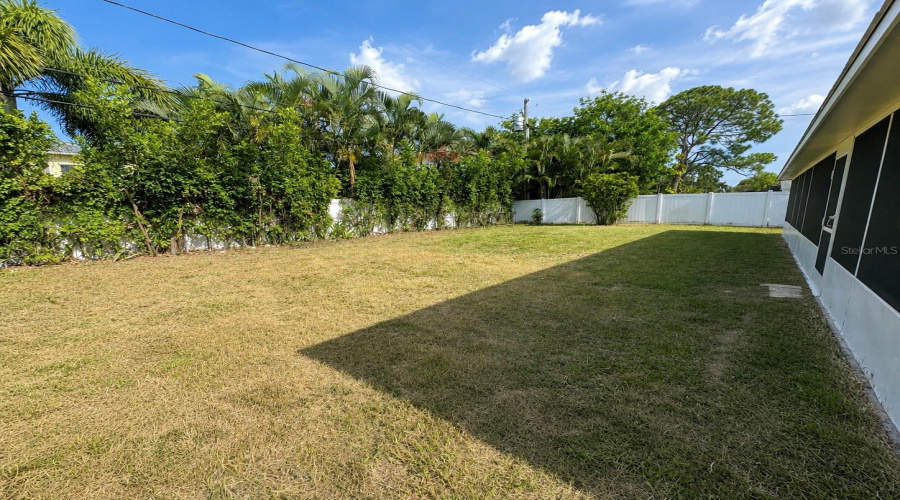 St Petersburg, Florida 33703, 3 Bedroom Bedrooms, ,2 Bathroombathrooms,Residential,For Sale,Denver,0,Mfrtb8534107
