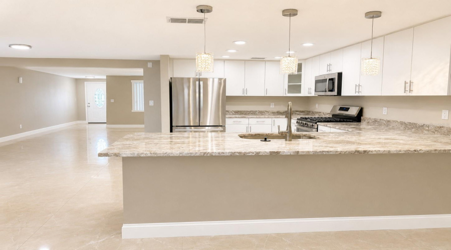 St Petersburg, Florida 33703, 3 Bedroom Bedrooms, ,2 Bathroombathrooms,Residential,For Sale,Denver,0,Mfrtb8534107