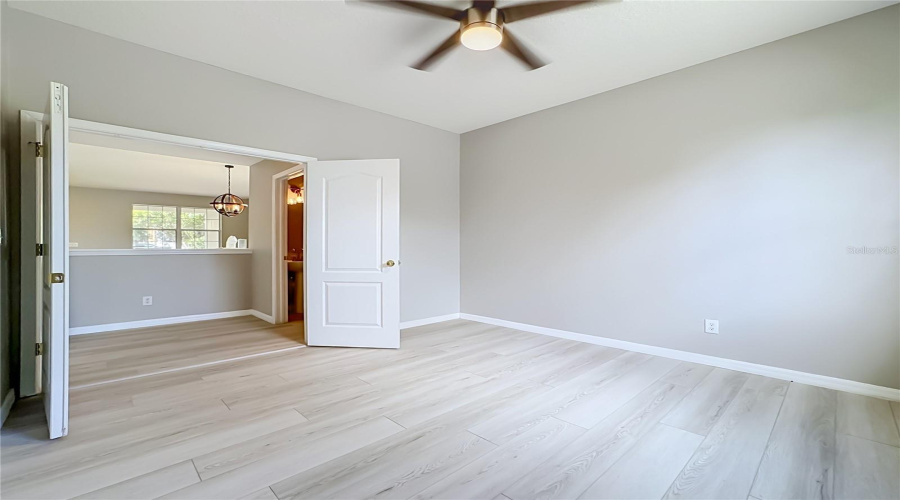 2Nd Room