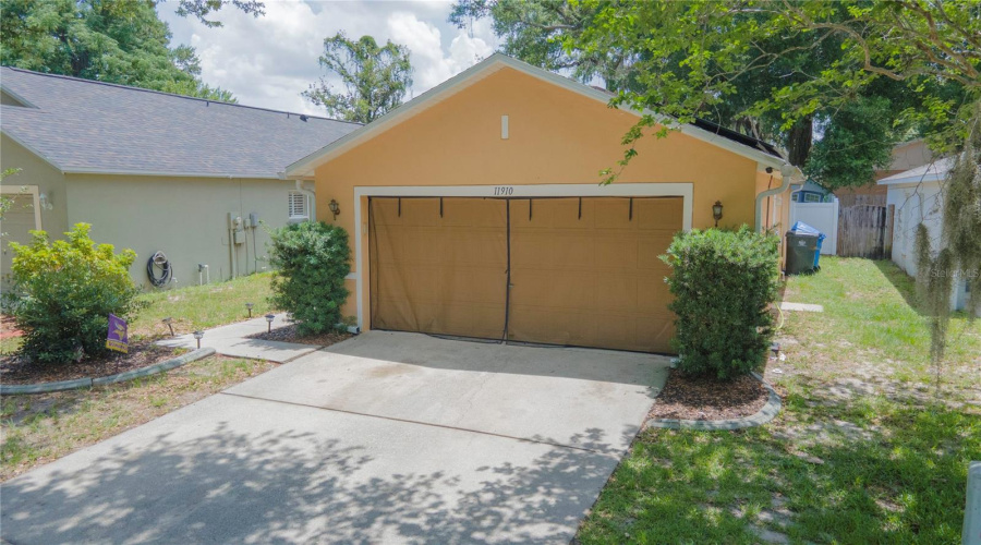 Seffner, Florida 33584, 2 Bedroom Bedrooms, ,2 Bathroombathrooms,Residential,For Sale,Mango Groves,0,Mfrtb8512970