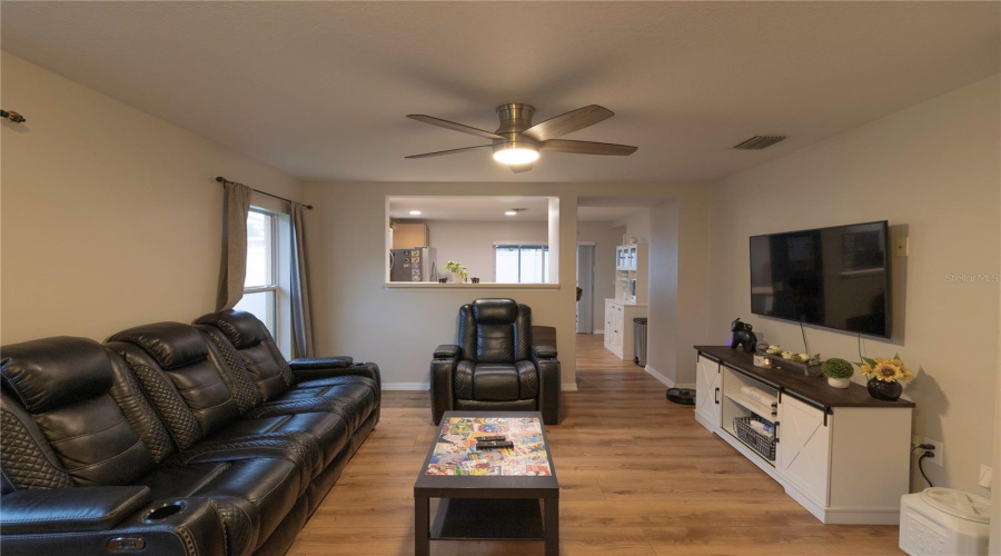Seffner, Florida 33584, 2 Bedroom Bedrooms, ,2 Bathroombathrooms,Residential,For Sale,Mango Groves,0,Mfrtb8512970