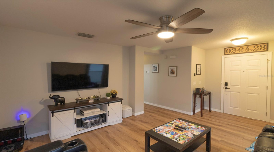 Seffner, Florida 33584, 2 Bedroom Bedrooms, ,2 Bathroombathrooms,Residential,For Sale,Mango Groves,0,Mfrtb8512970