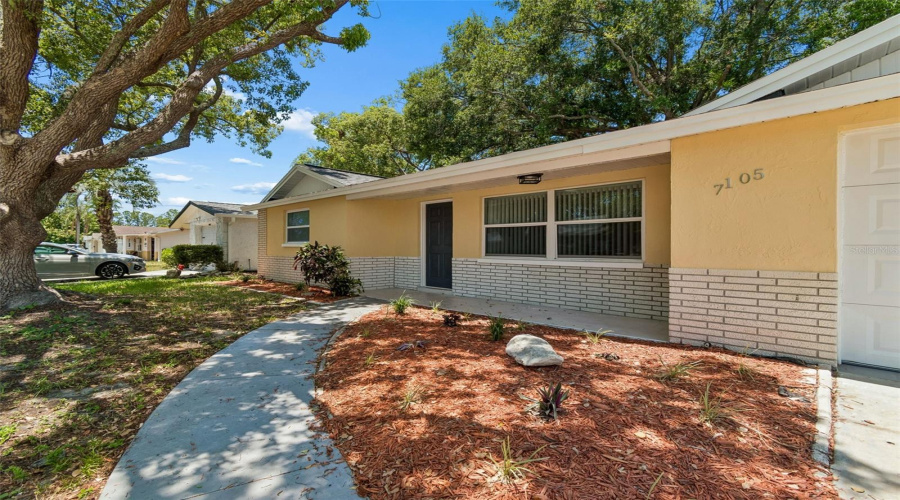 Port Richey, Florida 34668, 3 Bedroom Bedrooms, ,2 Bathroombathrooms,Residential,For Sale,Oakshire,0,Mfrtb8525280