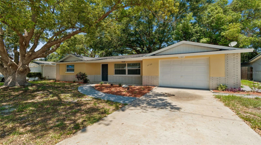 Port Richey, Florida 34668, 3 Bedroom Bedrooms, ,2 Bathroombathrooms,Residential,For Sale,Oakshire,0,Mfrtb8525280