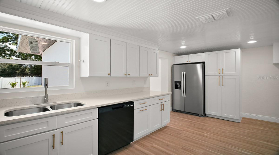 Ocoee, Florida 34761, 3 Bedroom Bedrooms, ,2 Bathroombathrooms,Residential,For Sale,Malcom,0,Mfra4661660
