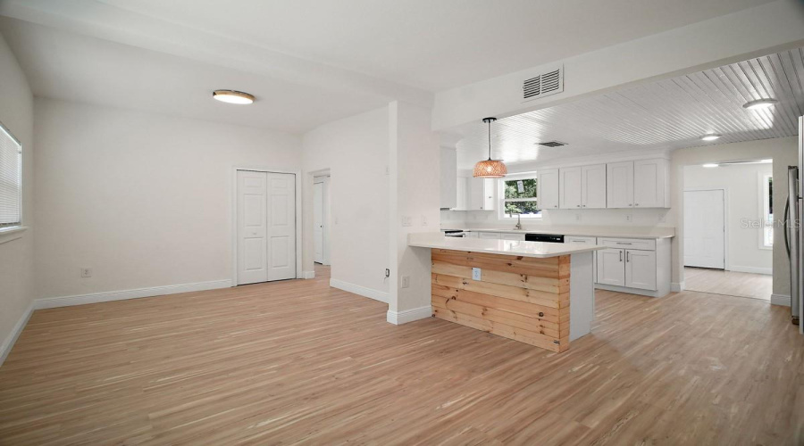 Ocoee, Florida 34761, 3 Bedroom Bedrooms, ,2 Bathroombathrooms,Residential,For Sale,Malcom,0,Mfra4661660