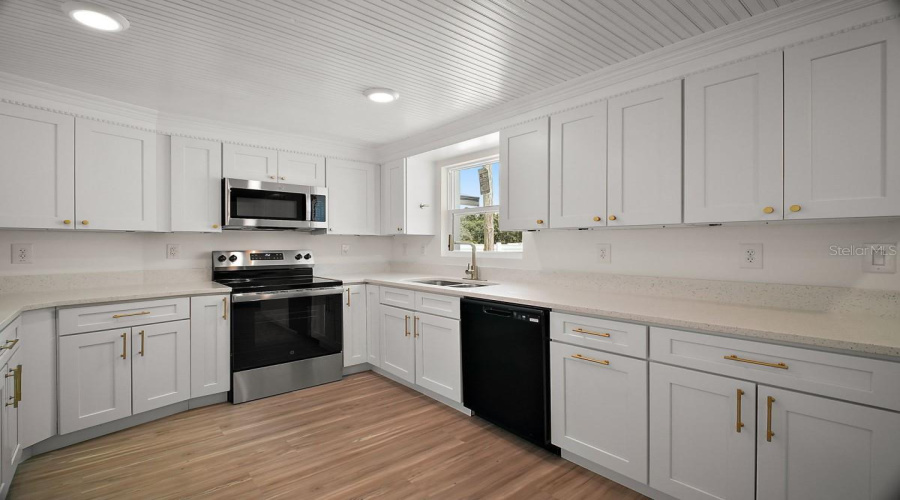 Ocoee, Florida 34761, 3 Bedroom Bedrooms, ,2 Bathroombathrooms,Residential,For Sale,Malcom,0,Mfra4661660