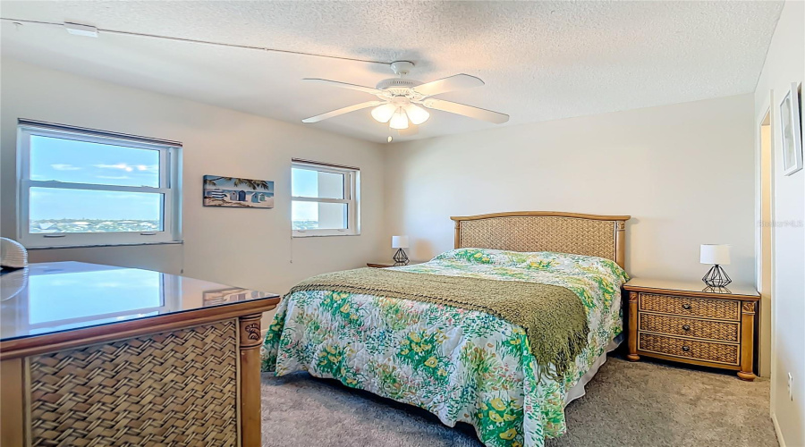 Venice, Florida 34285, 2 Bedroom Bedrooms, ,2 Bathroombathrooms,Residential,For Sale,Tarpon Center,0,Mfrn6144069