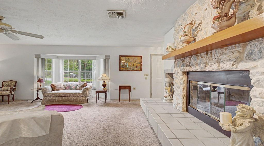Dunnellon, Florida 34431, 2 Bedroom Bedrooms, ,2 Bathroombathrooms,Residential,For Sale,207Th,0,Mfro6425140