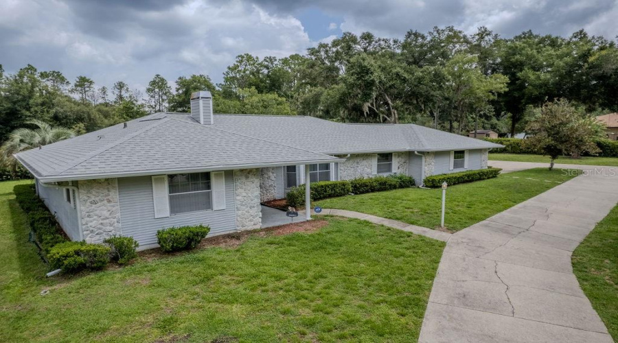Dunnellon, Florida 34431, 2 Bedroom Bedrooms, ,2 Bathroombathrooms,Residential,For Sale,207Th,0,Mfro6425140